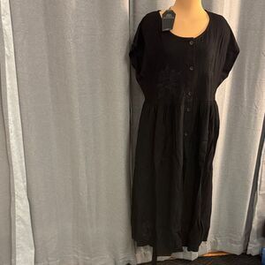 Disturbia Elegant Black Button-Down Dress